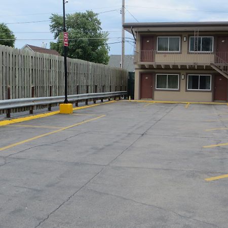 Deluxe Inn/Extended Stay - Council Bluffs Carter Lake Exterior foto